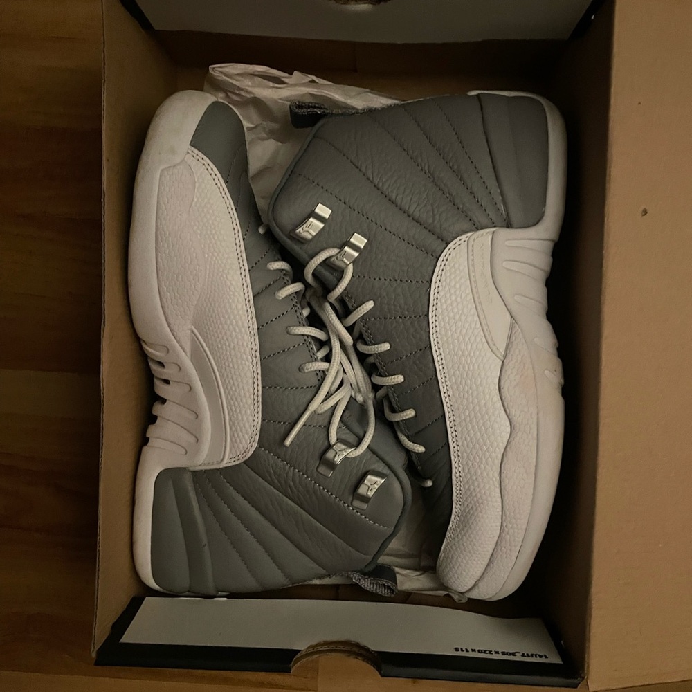 AIR JORBAN 12 RETRO